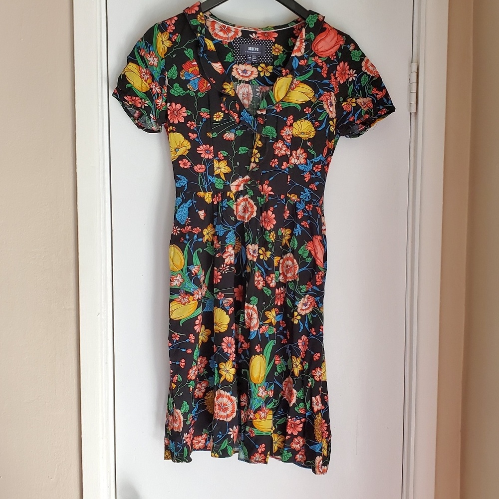 Anthropologie -Maeve black floral dress  size 00p